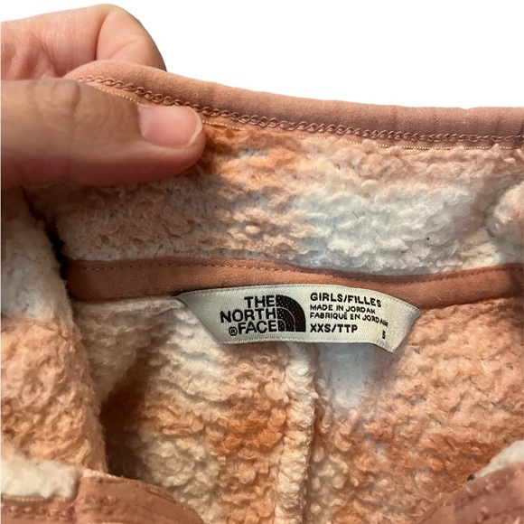 The North Face fleece jacket - Picture 2 of 3